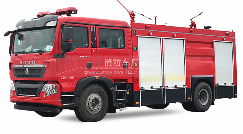 重汽T5G8噸泡沫消防車